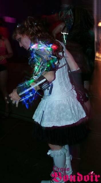 ROBOTS & DOLLS PARTY PIC : 26